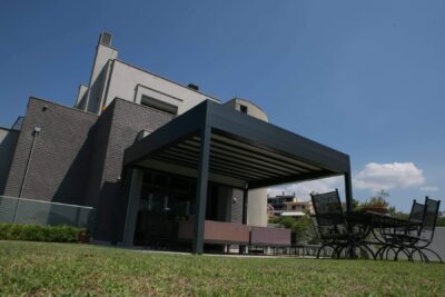 Pergosystem Compact Retractable Roof