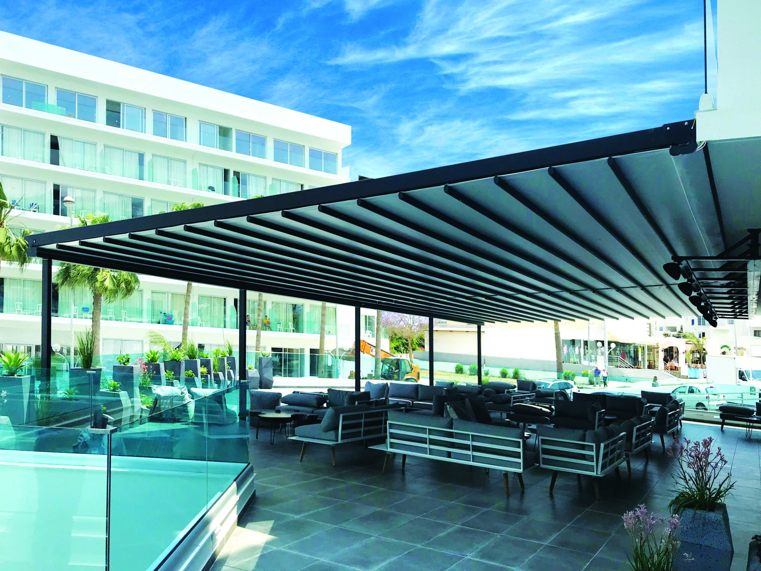 Pergosystem Compact Retractable Roof